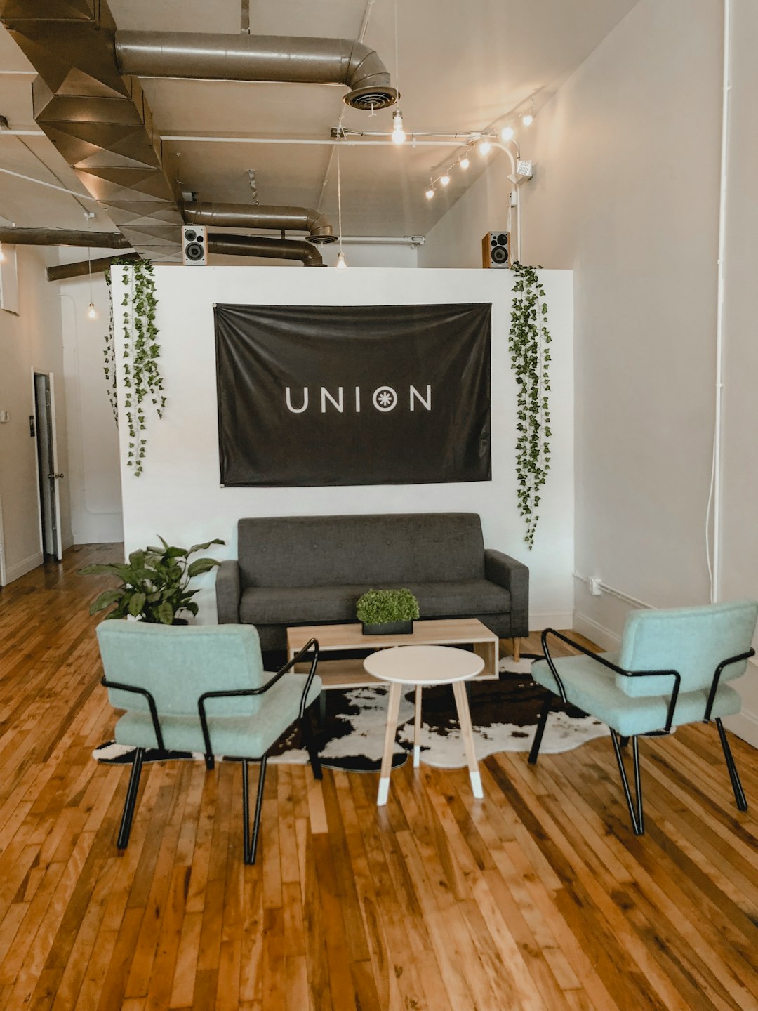 union-poster-iqmnhchlkzq